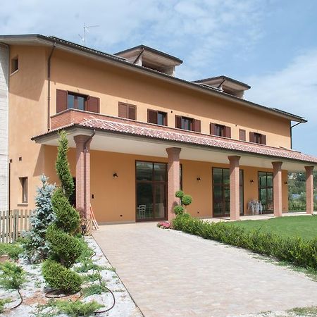 테라모 Casa Delfico Ristoro In Famiglia 게스트하우스 외부 사진