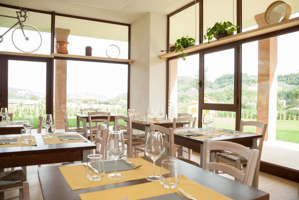 테라모 Casa Delfico Ristoro In Famiglia 게스트하우스 외부 사진